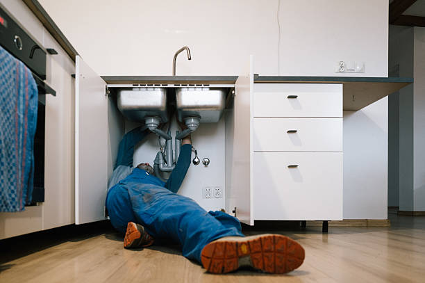 Professional Drain Cleaning technician working in Hixson, TN
